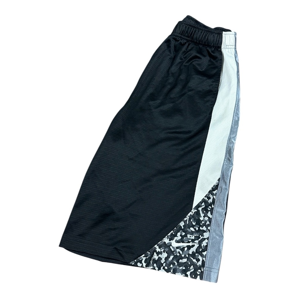 Nike Men’s XL Basketball Shorts Black Gray Camo Athletic Shorts
